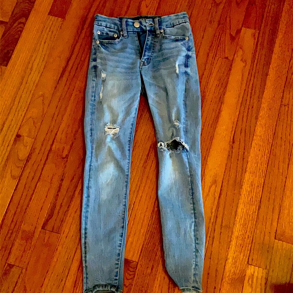 Aeropostale ripped jeans, size 000 and price 35!
